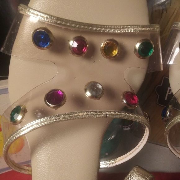 Vintage Beacon Jeweled Sandals - Picture 6 of 8
